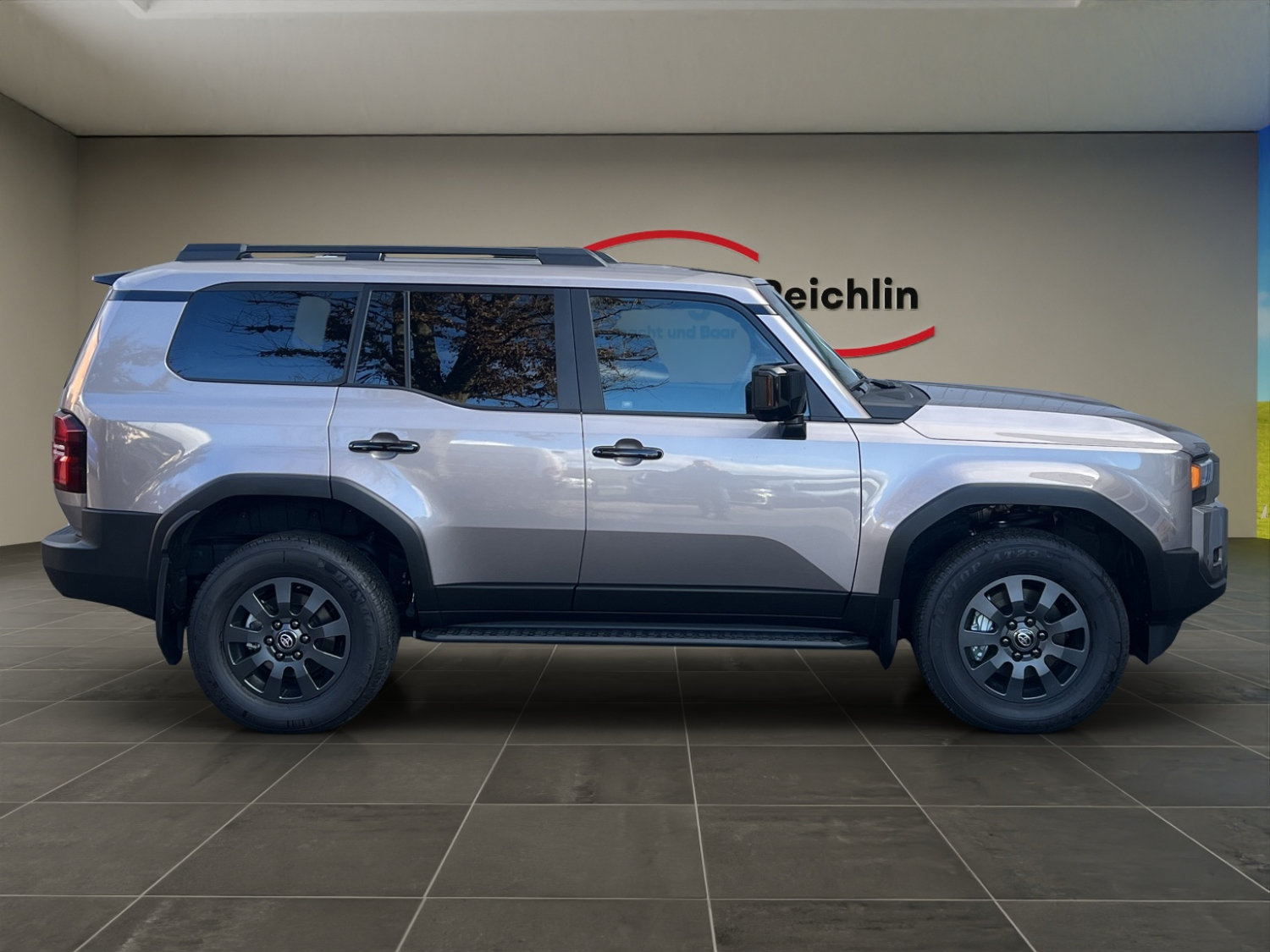 TOYOTA Land Cruiser 2.8 D Style, Diesel, Ex-demonstrator, Automatic - 6