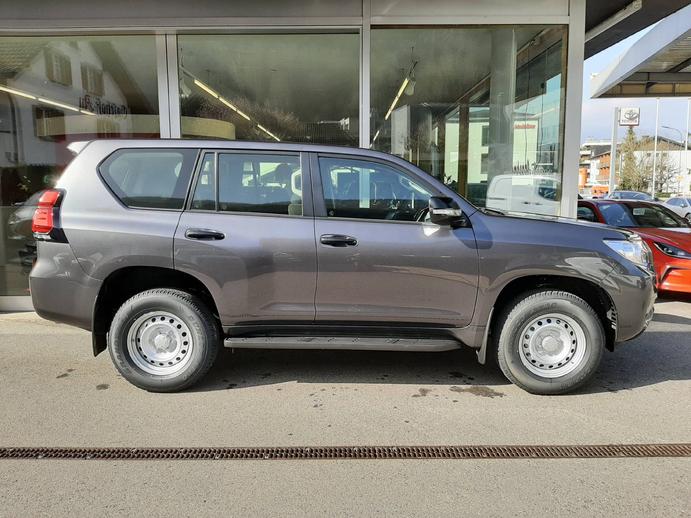 TOYOTA Land Cruiser 2.8 D 204 Active, Diesel, New car, Automatic