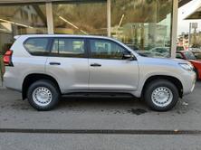TOYOTA Land Cruiser 2.8 D 204 Active, Diesel, New car, Automatic - 3