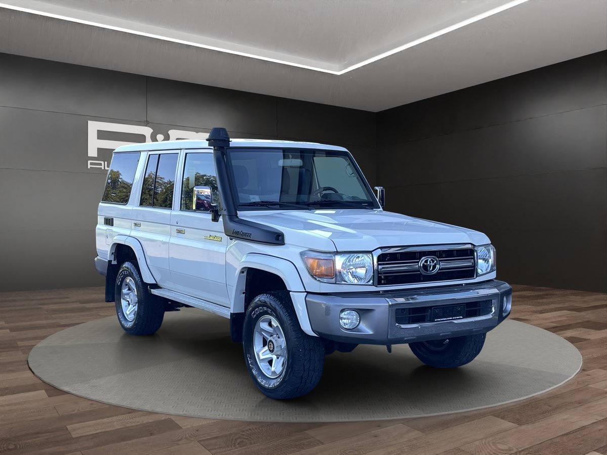 TOYOTA Land Cruiser HZJ 71 4.2 D