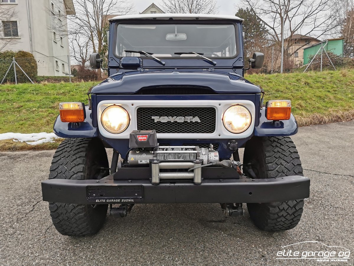 TOYOTA LAND CRUISER FJ 40 Hard Top Benzin, Benzin, Oldtimer, Handschaltung - 3