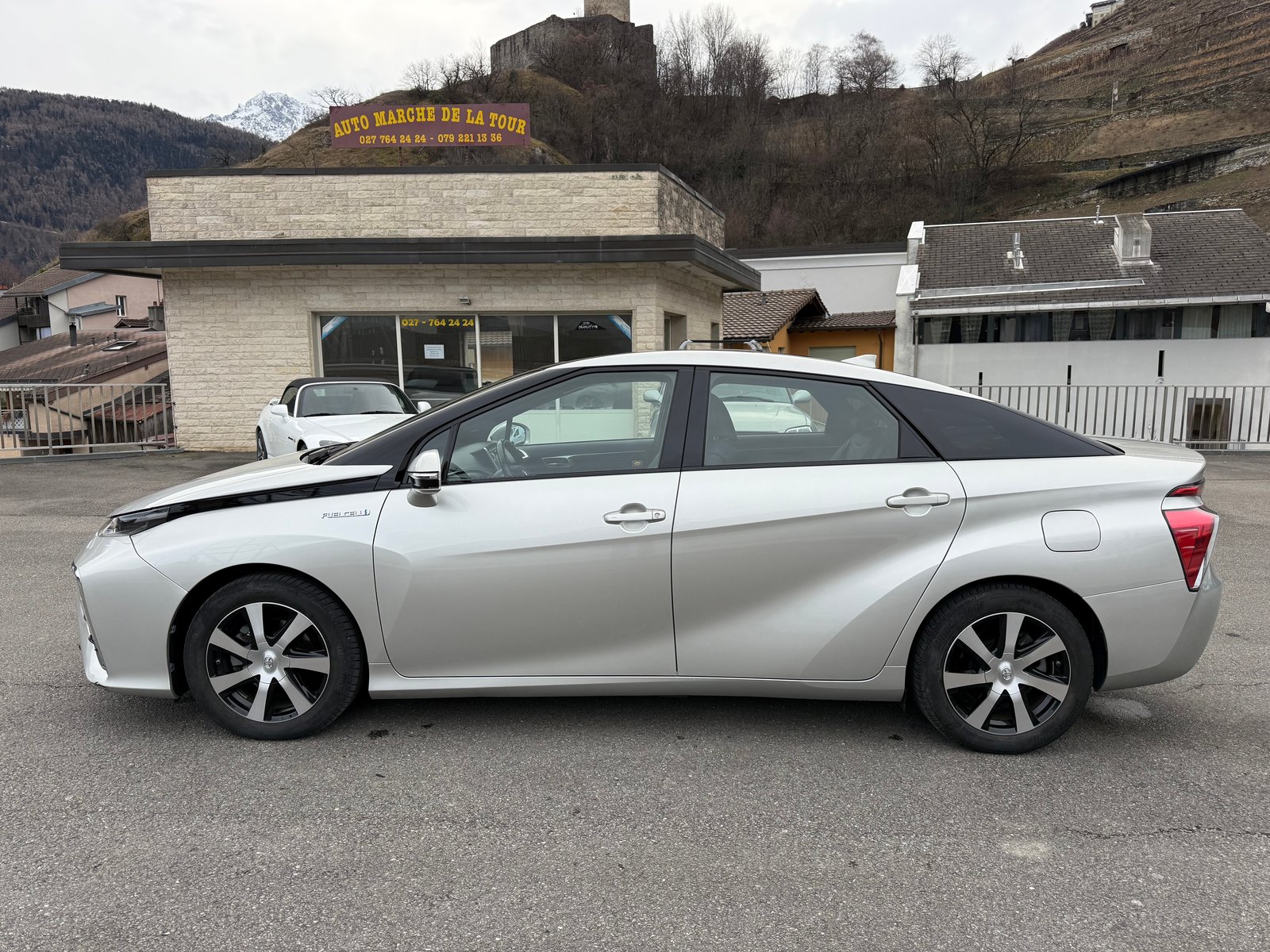 TOYOTA Mirai Fuel cell Premium, Idrogeno, Occasioni / Usate, Automatico - 2