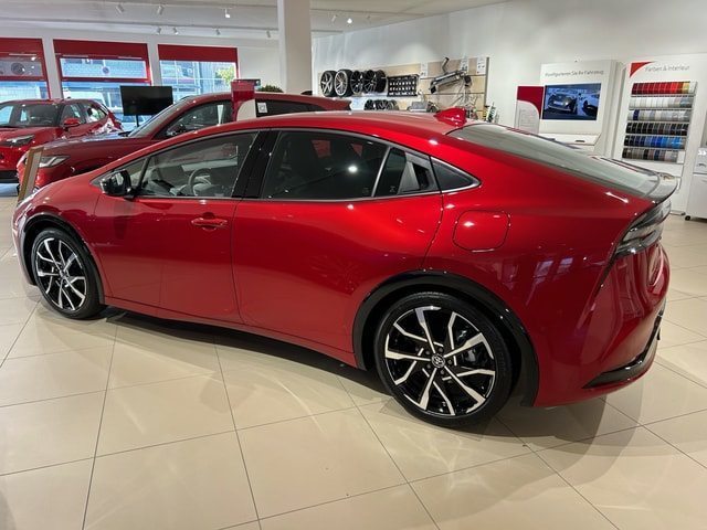 TOYOTA Prius 2.0 Plug-In-Hybrid Style, Plug-in-Hybrid Benzin/Elektro, Neuwagen, Automatik - 2