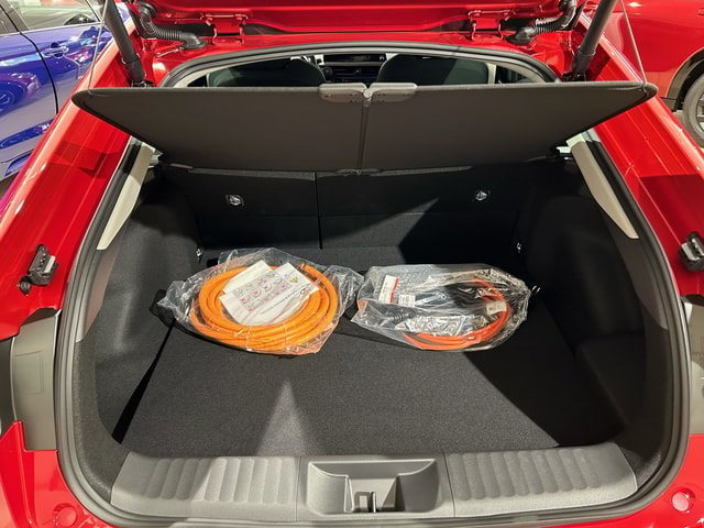 TOYOTA Prius 2.0 Plug-In-Hybrid Style, Plug-in-Hybrid Benzin/Elektro, Neuwagen, Automatik - 4