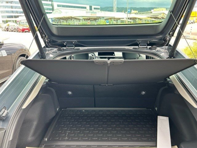 TOYOTA Prius 2.0 Plug-In-Hybrid Style, Hybride Rechargeable Essence/Électricité, Voiture nouvelle, Automatique - 5