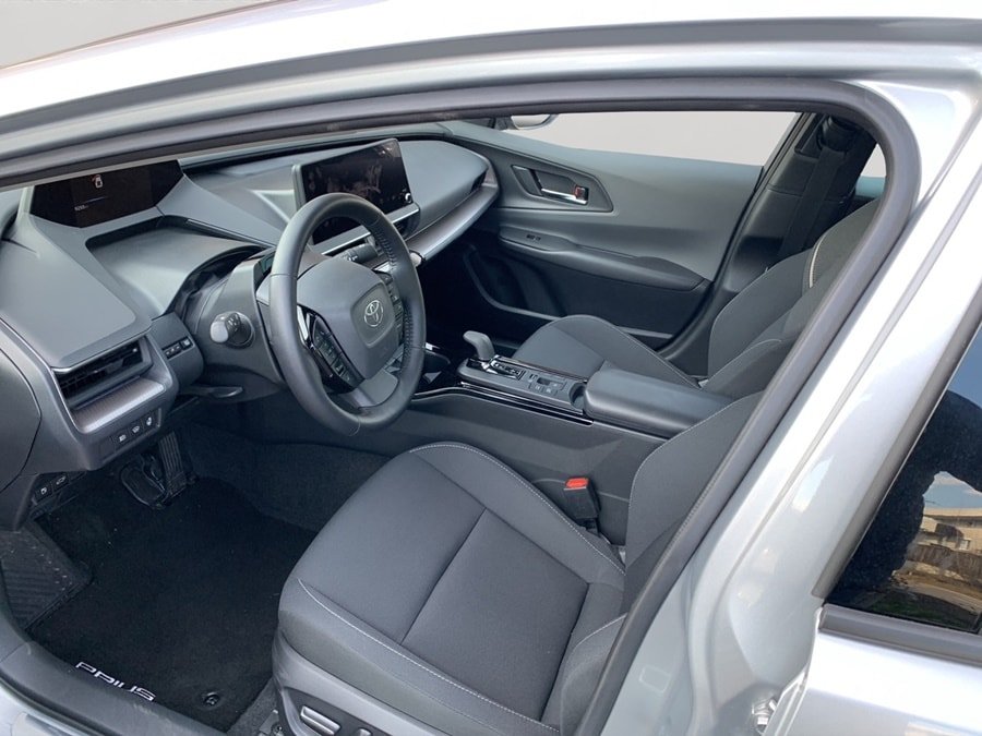 TOYOTA Prius 2.0VVT-i Plug-in Hybrid Style, Plug-in-Hybrid Benzin/Elektro, Occasion / Gebraucht, Automat - 7