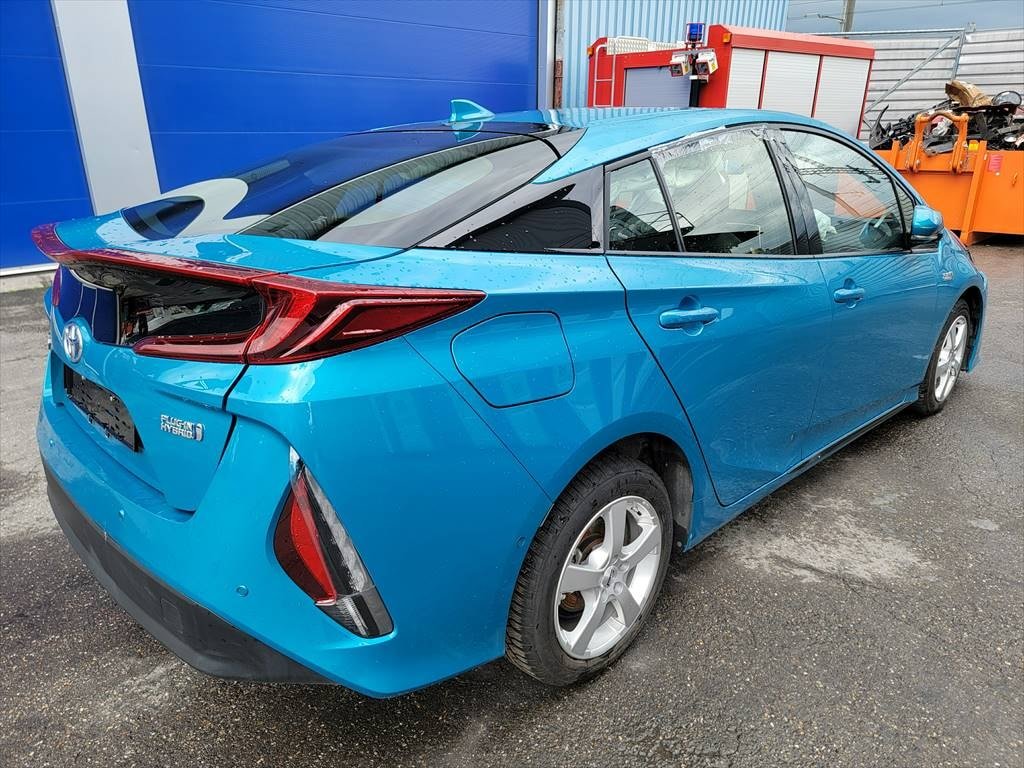 TOYOTA Prius 1.8 VVT-i Plug-in Hybrid Premium, Hybride Rechargeable Essence/Électricité, Occasion / Utilisé, Automatique - 5