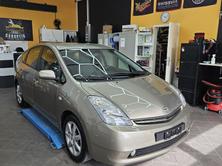 TOYOTA Prius 1.5 16V Hybrid, Second hand / Used, Automatic - 2