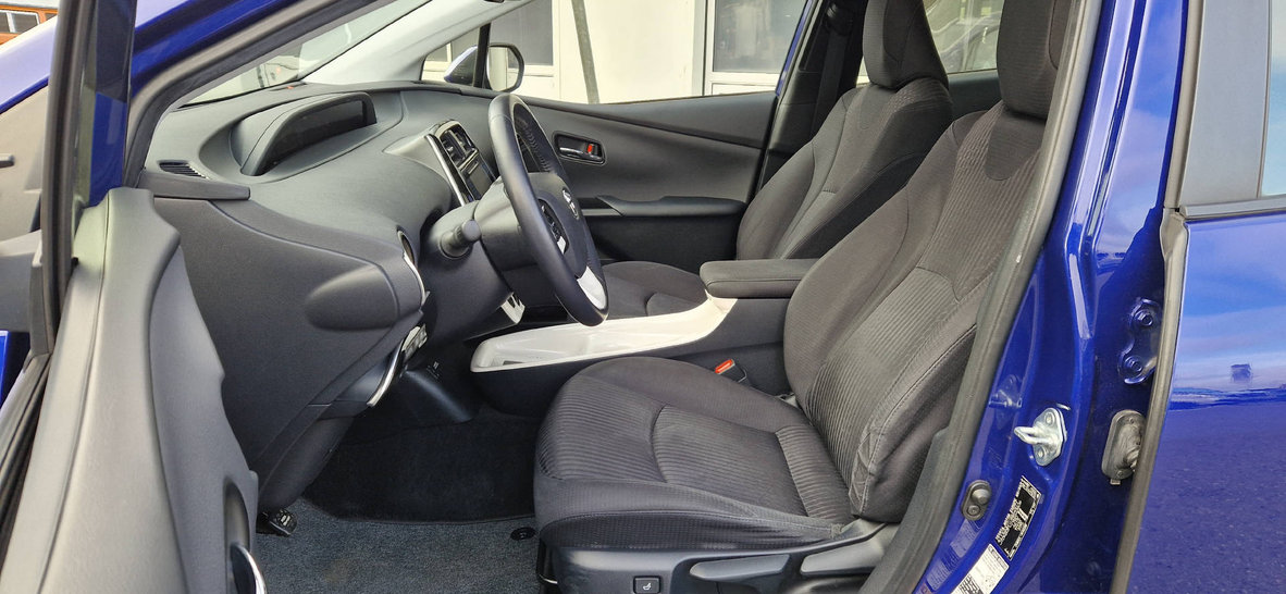 TOYOTA Prius 1.8 VVTi HSD Sol Premium, Voll-Hybrid Benzin/Elektro, Occasion / Gebraucht, Automatik - 4