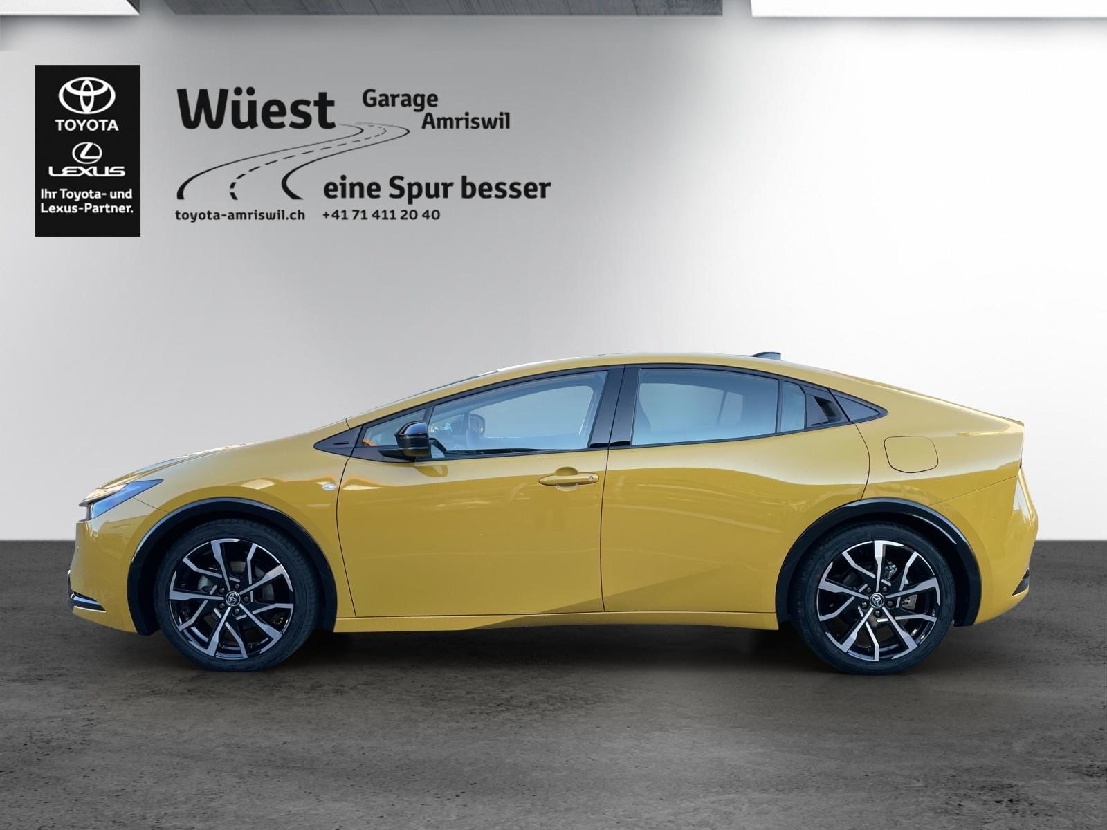 TOYOTA Prius 2.0 Plug-In-Hybrid Style, Plug-in-Hybrid Petrol/Electric, Second hand / Used, Automatic - 2