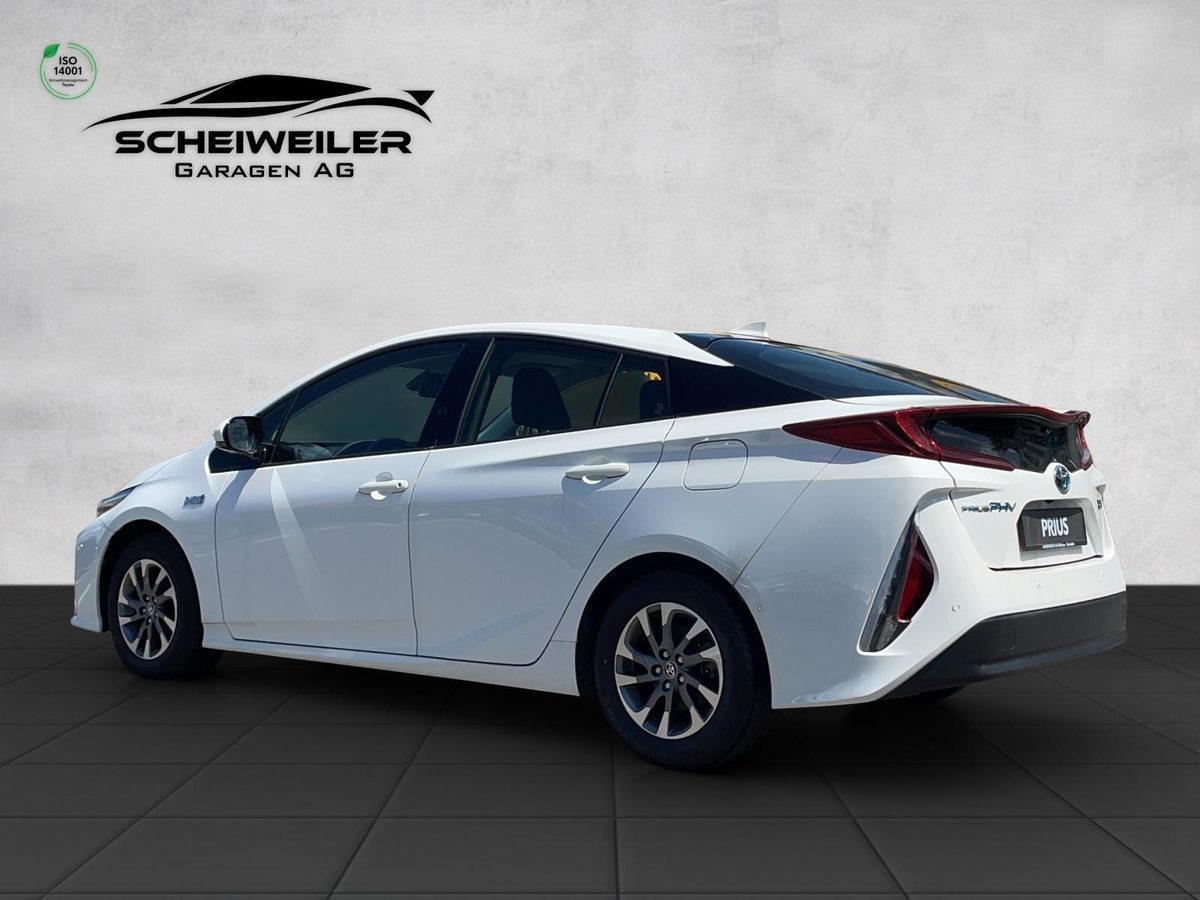TOYOTA Prius 1.8 VVTi HSD Plug-In Premium, Plug-in-Hybrid Petrol/Electric, Second hand / Used, Automatic - 3