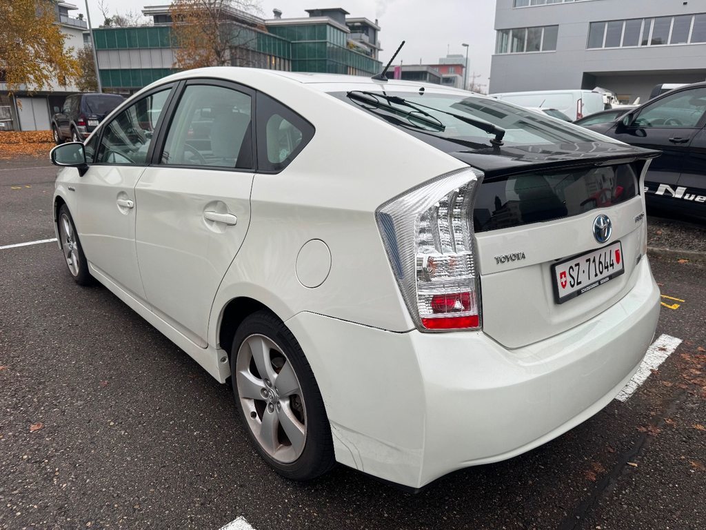 TOYOTA Prius 1.8 VVTi HSD Luna, Hybride Intégral Essence/Électricité, Occasion / Utilisé, Automatique - 5