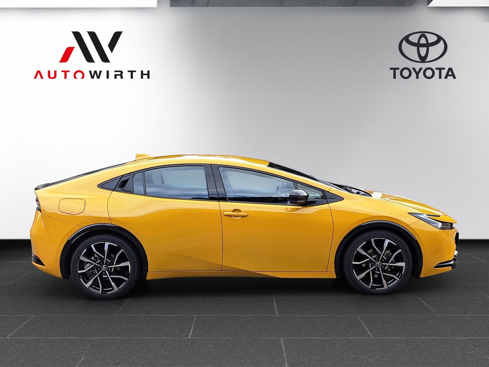 TOYOTA Prius 2.0 Plug-In-Hybrid Style, Plug-in-Hybrid Benzin/Elektro, Occasion / Gebraucht, Automatik - 4