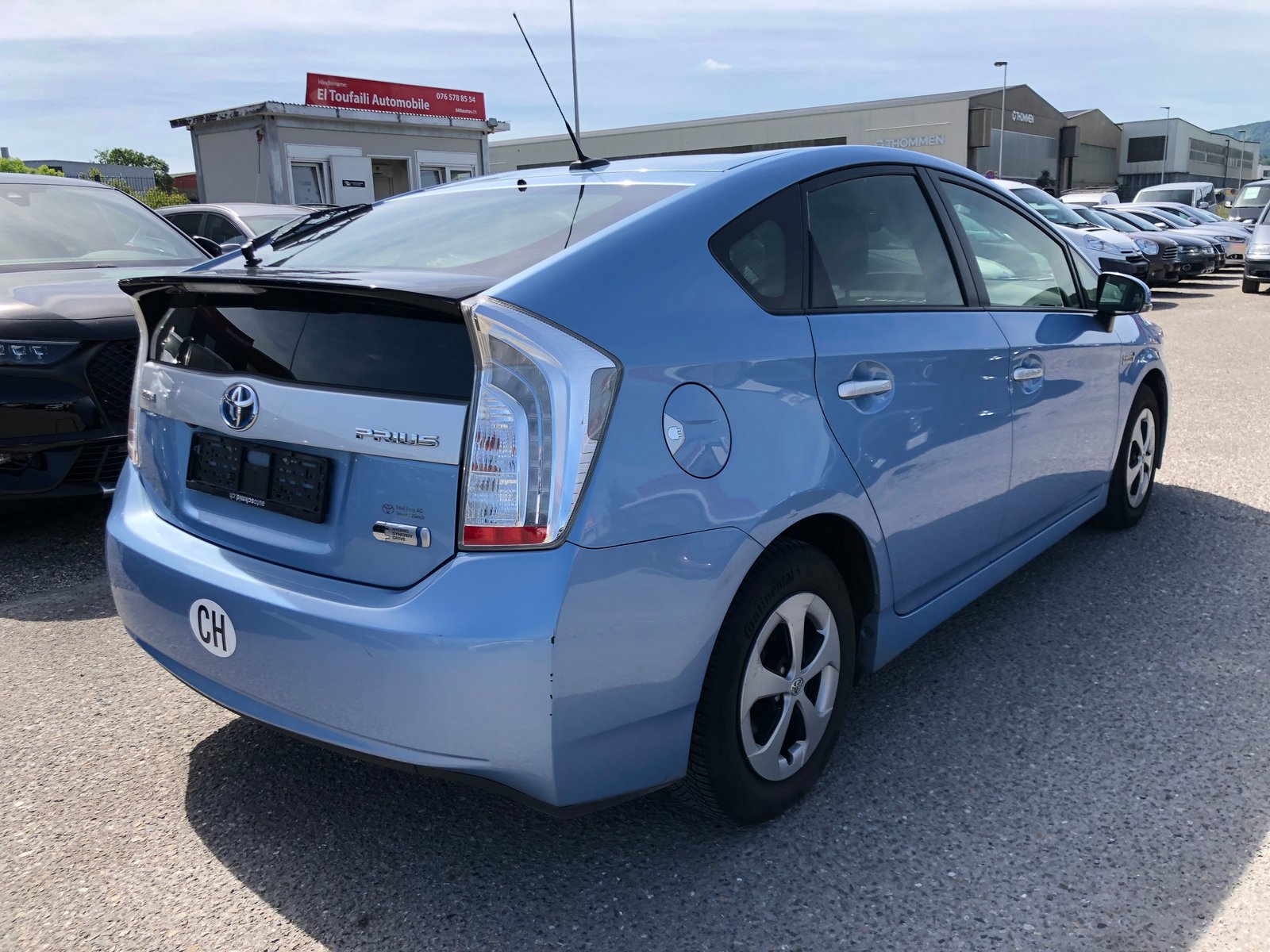 TOYOTA Prius 1.8 16V PLUG-IN HYBRID HSD Sol, Plug-in-Hybrid Petrol/Electric, Second hand / Used, Automatic - 4