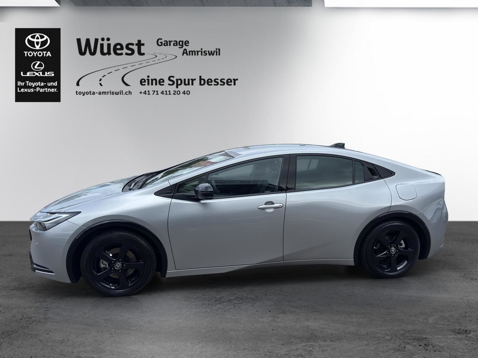 TOYOTA Prius 2.0 Plug-In-Hybrid Style, Plug-in-Hybrid Petrol/Electric, Second hand / Used, Automatic - 2