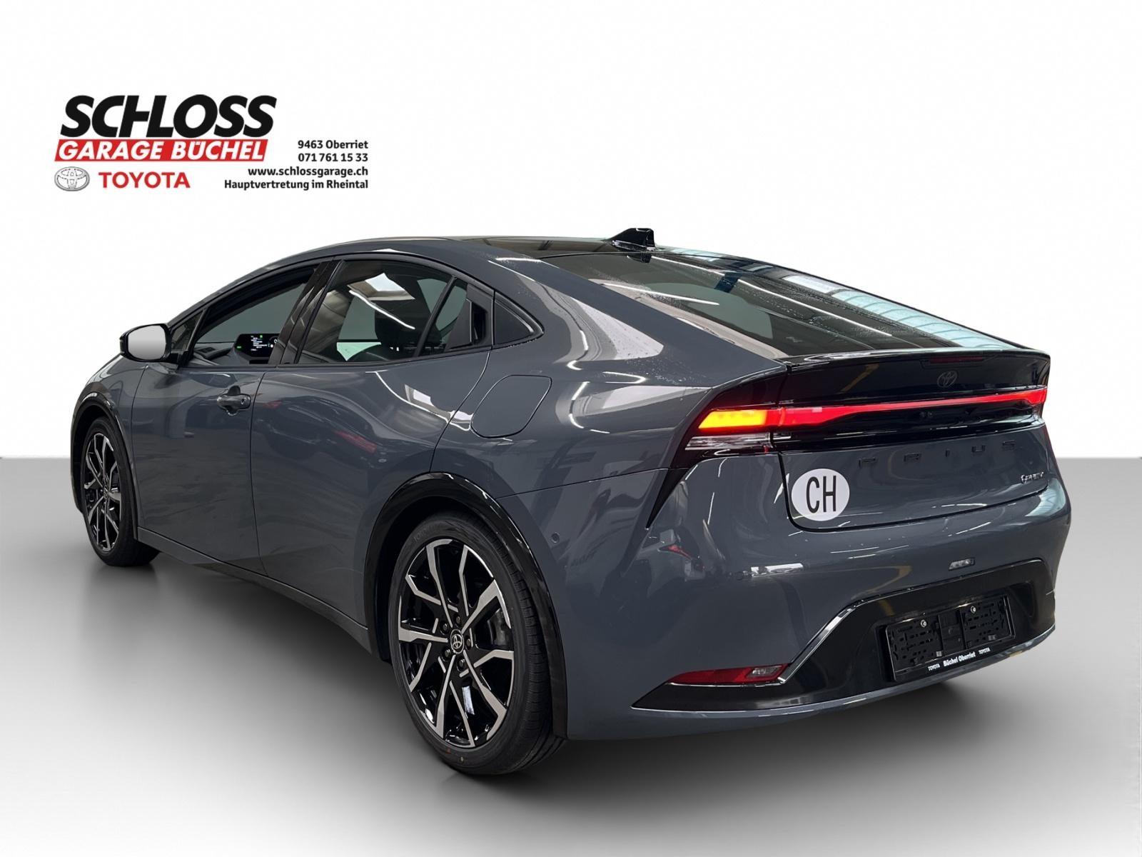 TOYOTA Prius 2.0 Plug-In-Hybrid Premium, Plug-in-Hybrid Petrol/Electric, Second hand / Used, Automatic - 2