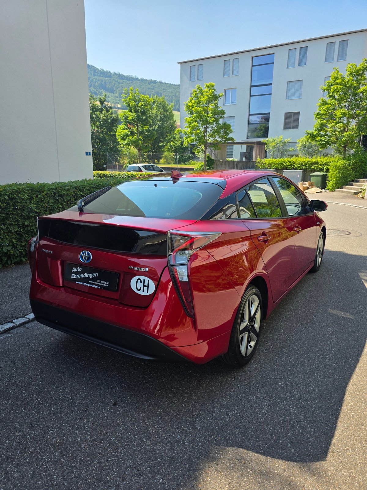 TOYOTA Prius 1.8 VVT-i HSD Sol Premium, Hybride Intégral Essence/Électricité, Occasion / Utilisé, Automatique - 6