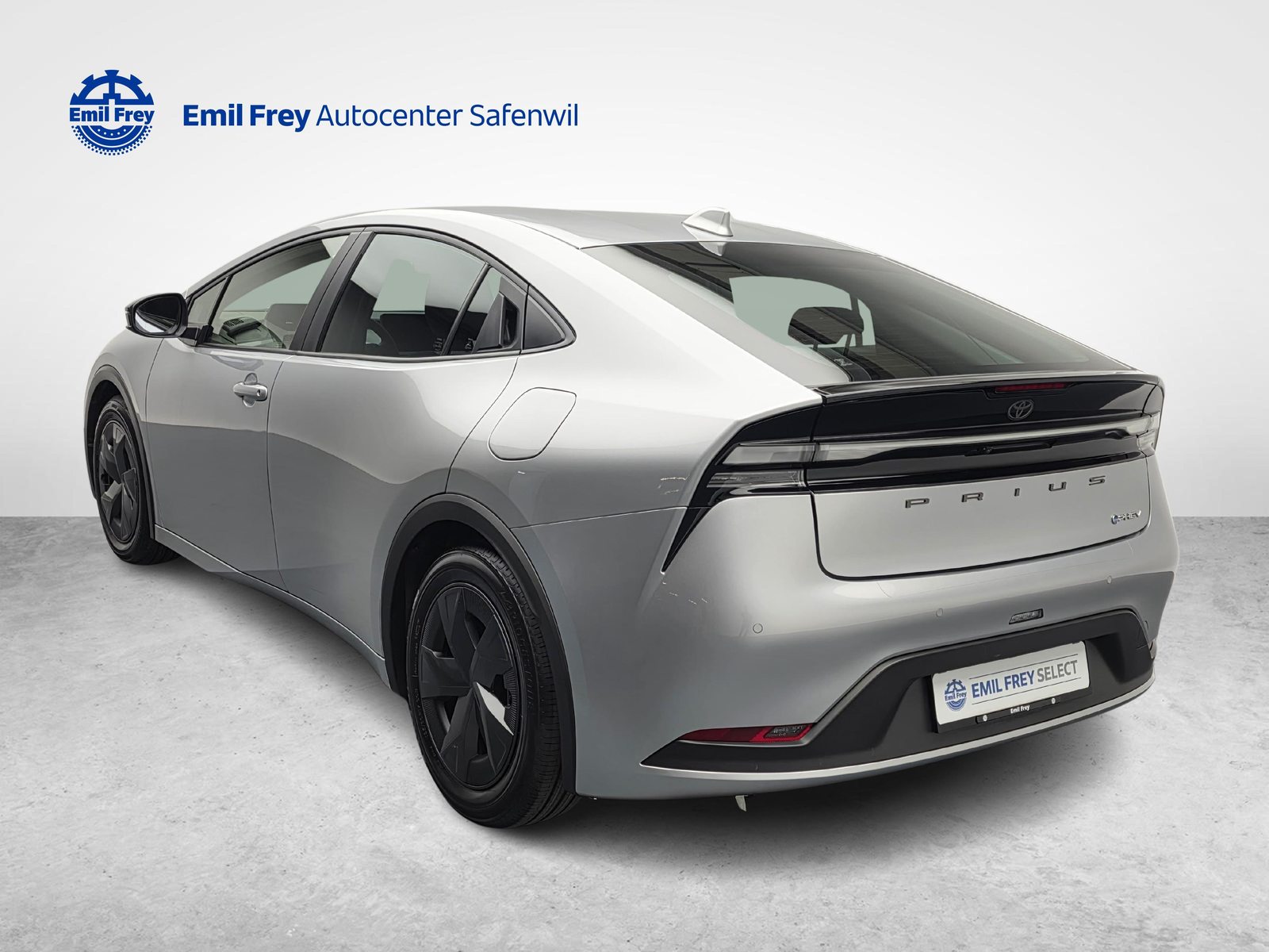 TOYOTA Prius 2.0 Plug-In-Hybrid Trend, Plug-in-Hybrid Petrol/Electric, Second hand / Used, Automatic - 3