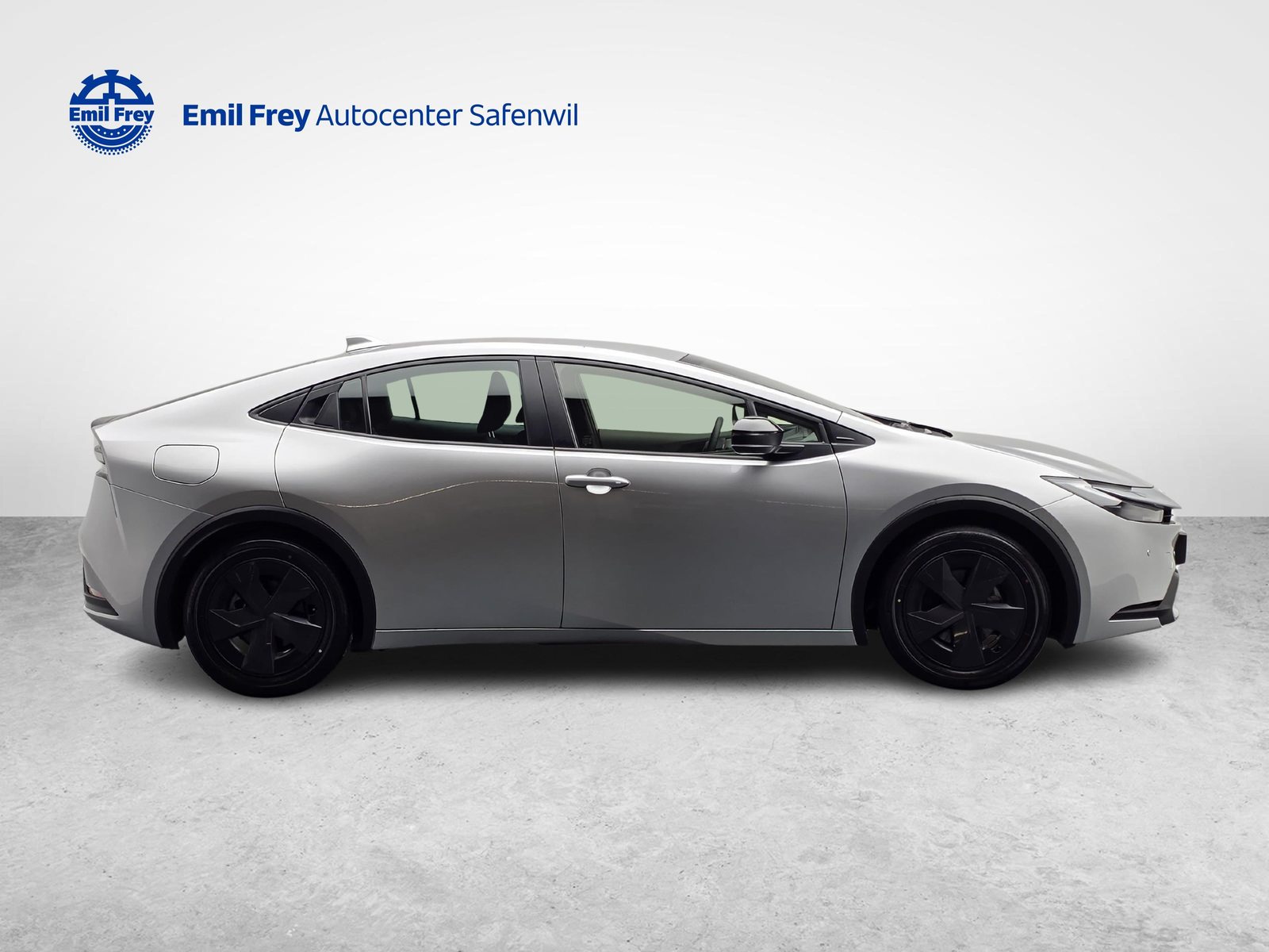 TOYOTA Prius 2.0 Plug-In-Hybrid Trend, Plug-in-Hybrid Petrol/Electric, Second hand / Used, Automatic - 6