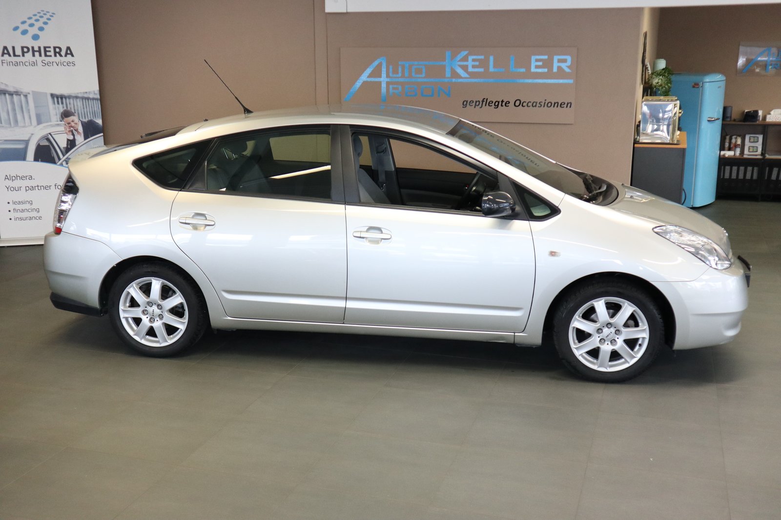 TOYOTA Prius 1.5 16V Hybrid, Full-Hybrid Petrol/Electric, Second hand / Used, Automatic