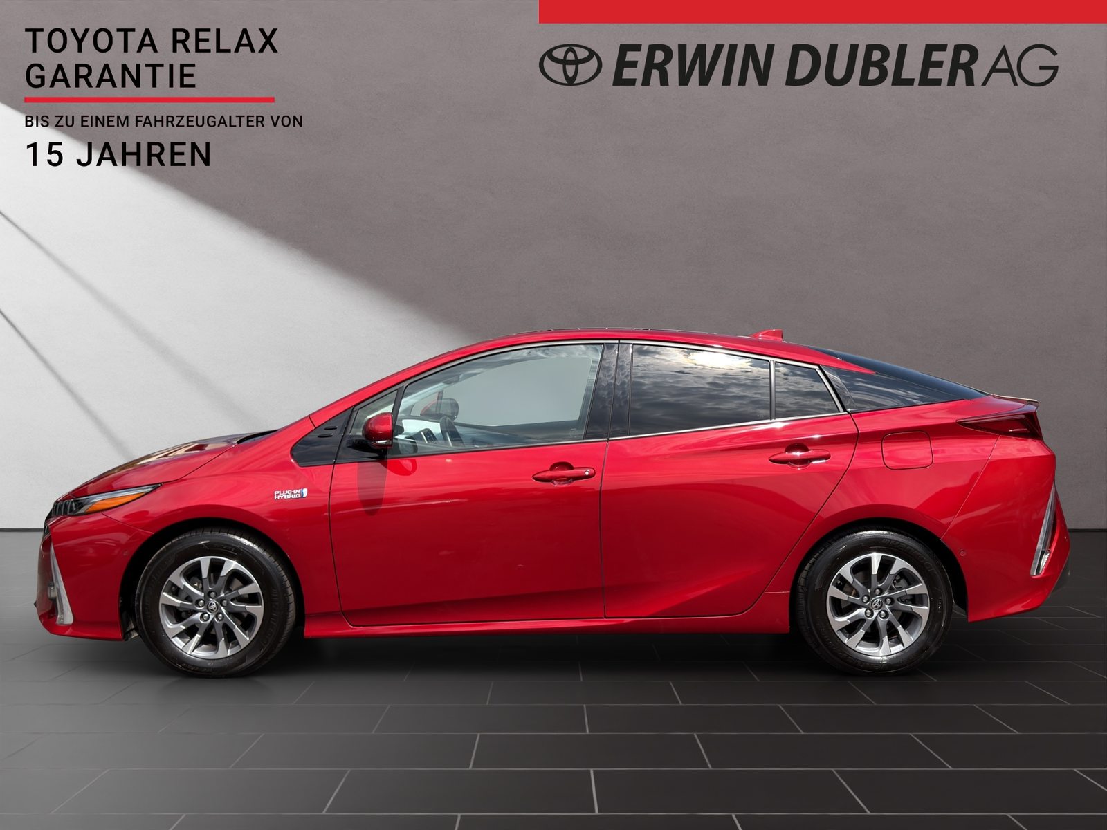 TOYOTA Prius 1.8 VVTi HSD Plug-In Premium, Plug-in-Hybrid Petrol/Electric, Second hand / Used, Automatic - 2