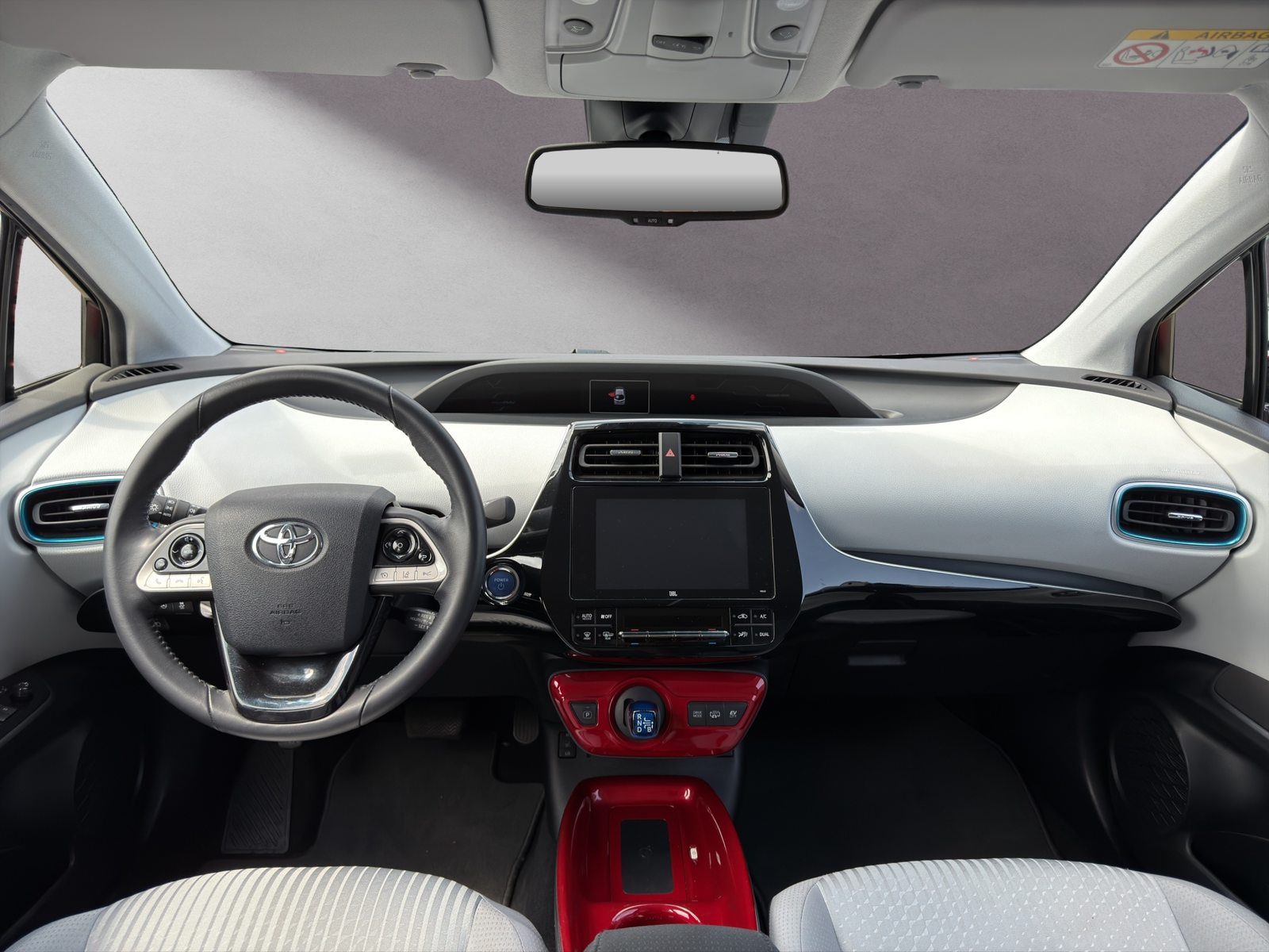 TOYOTA Prius 1.8 VVTi HSD Plug-In Premium, Plug-in-Hybrid Petrol/Electric, Second hand / Used, Automatic - 4