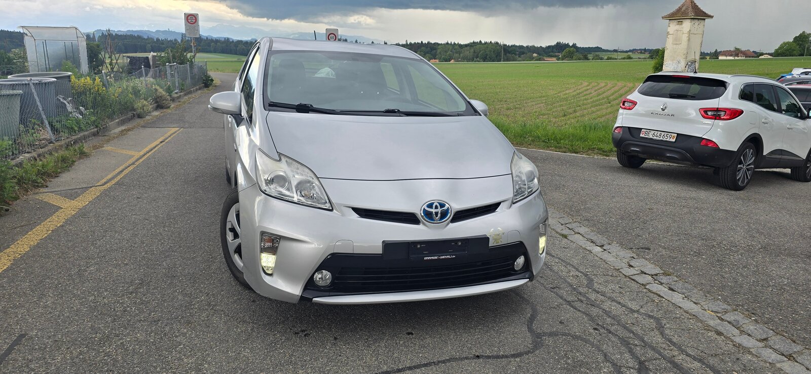 TOYOTA Prius 1.8 16V HSD Luna