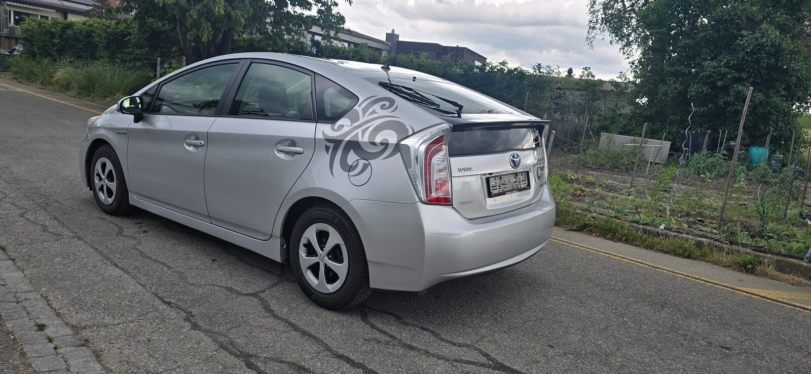 TOYOTA Prius 1.8 16V HSD Luna, Hybride Intégral Essence/Électricité, Occasion / Utilisé, Automatique - 5