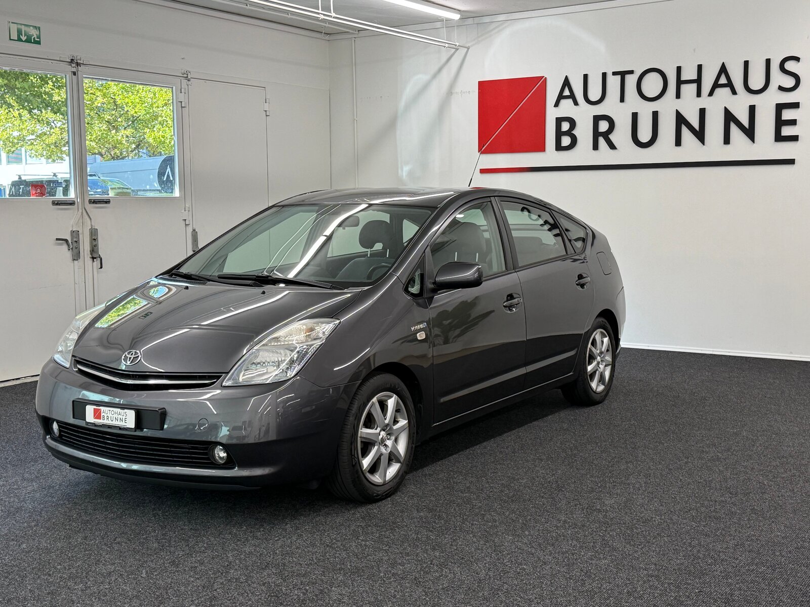 TOYOTA Prius 1.5 16V Hybrid