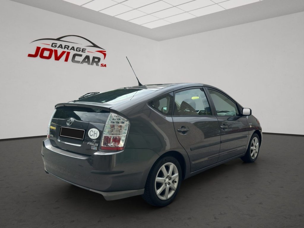 TOYOTA Prius 1.5 VVTi HSD Limited, Voll-Hybrid Benzin/Elektro, Occasion / Gebraucht, Automatik - 7