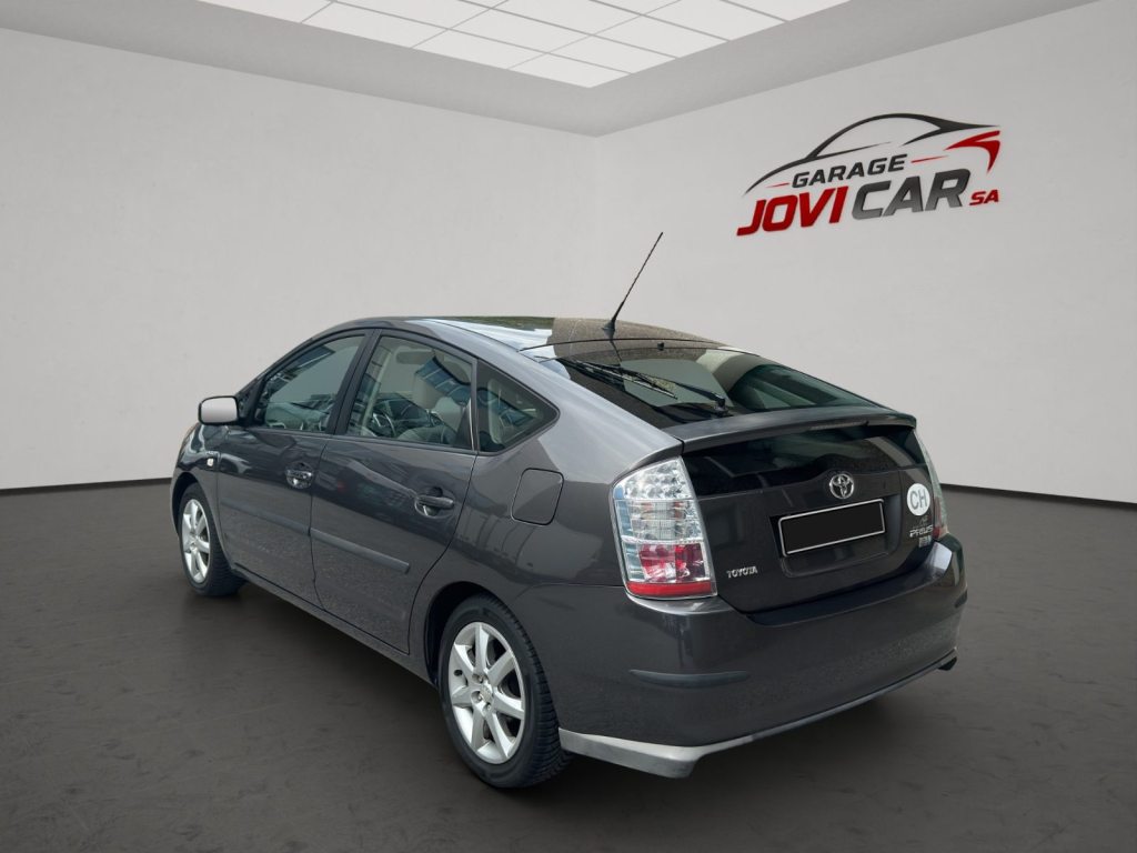 TOYOTA Prius 1.5 VVTi HSD Limited, Voll-Hybrid Benzin/Elektro, Occasion / Gebraucht, Automatik - 5