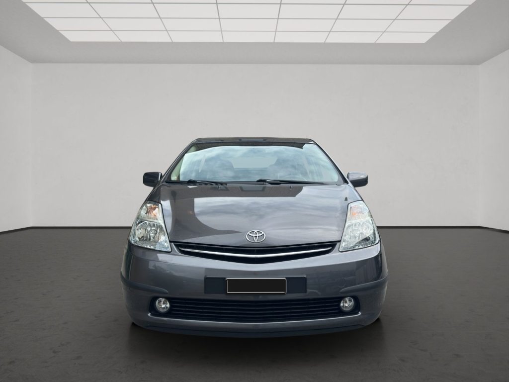 TOYOTA Prius 1.5 VVTi HSD Limited, Voll-Hybrid Benzin/Elektro, Occasion / Gebraucht, Automatik - 2