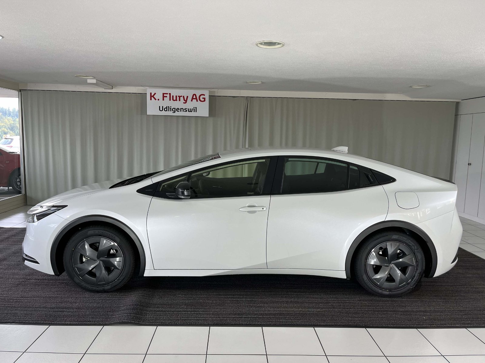 TOYOTA Prius 2.0 Plug-In-Hybrid Trend, Plug-in-Hybrid Benzin/Elektro, Vorführwagen, Automatik - 2