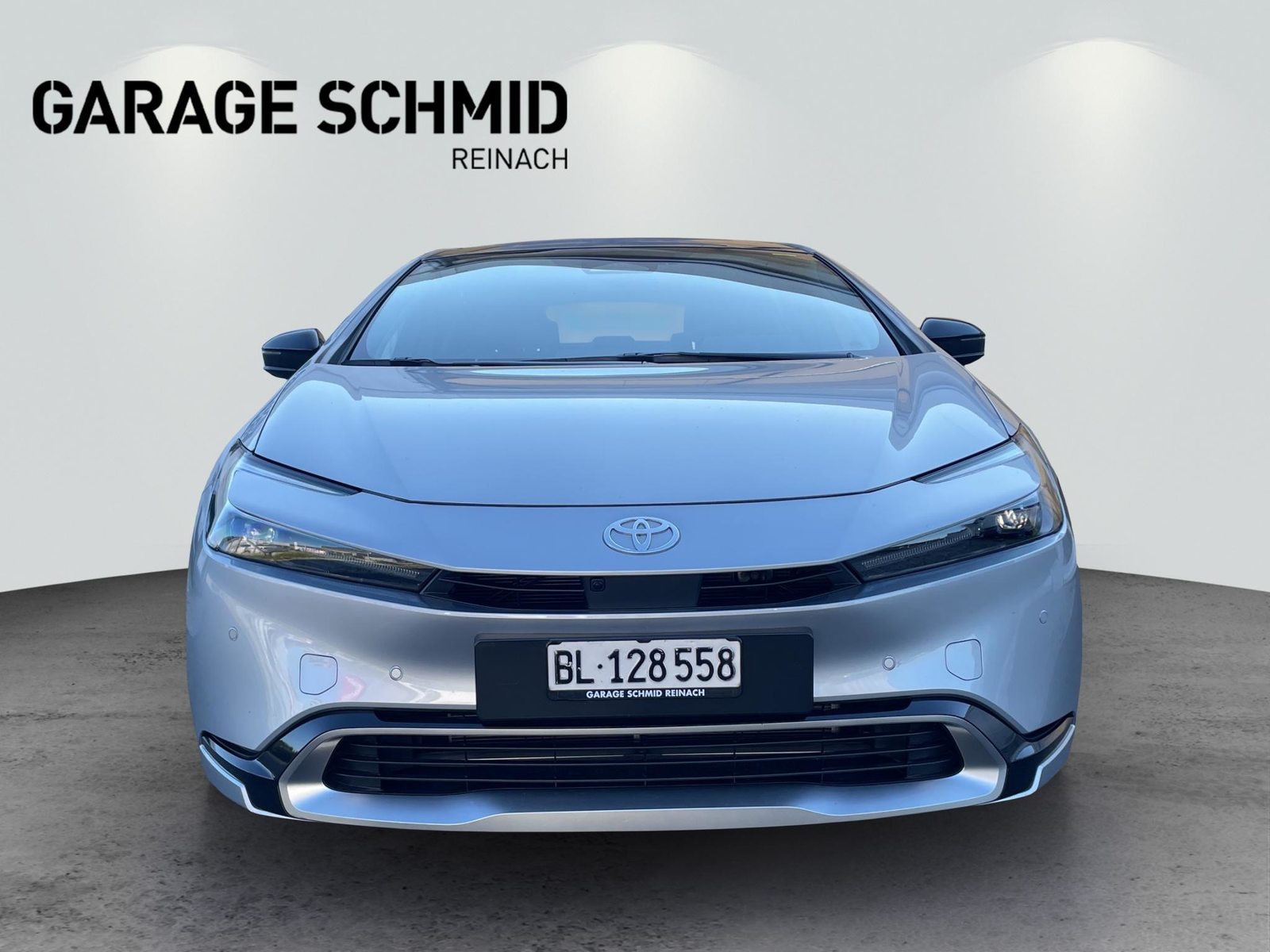 TOYOTA Prius 2.0 Plug-In-Hybrid Premium, Plug-in-Hybrid Benzina/Elettrica, Auto dimostrativa, Automatico - 2