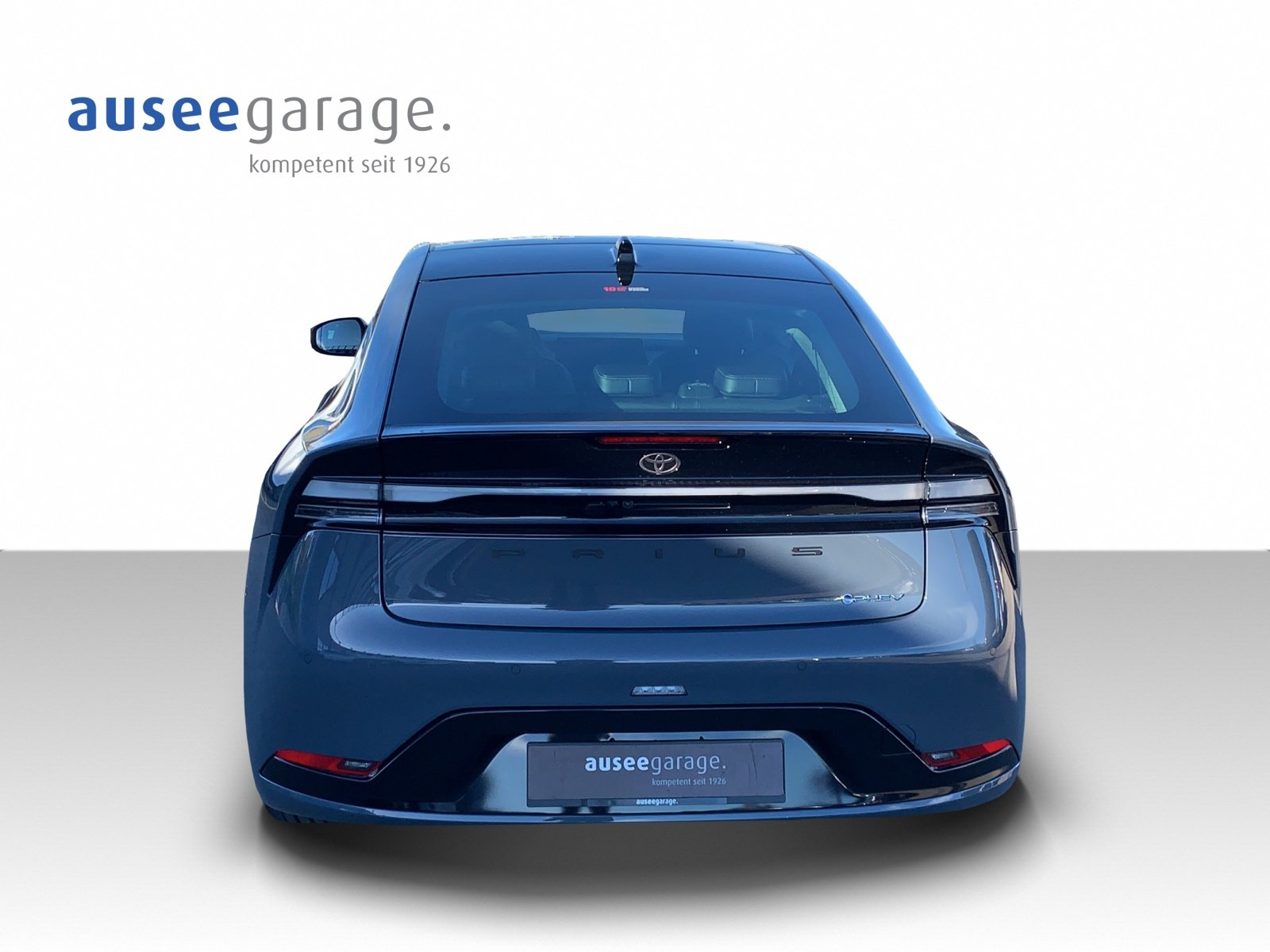 TOYOTA Prius 2.0 Plug-In-Hybrid Premium, Plug-in-Hybrid Petrol/Electric, Ex-demonstrator, Automatic - 4