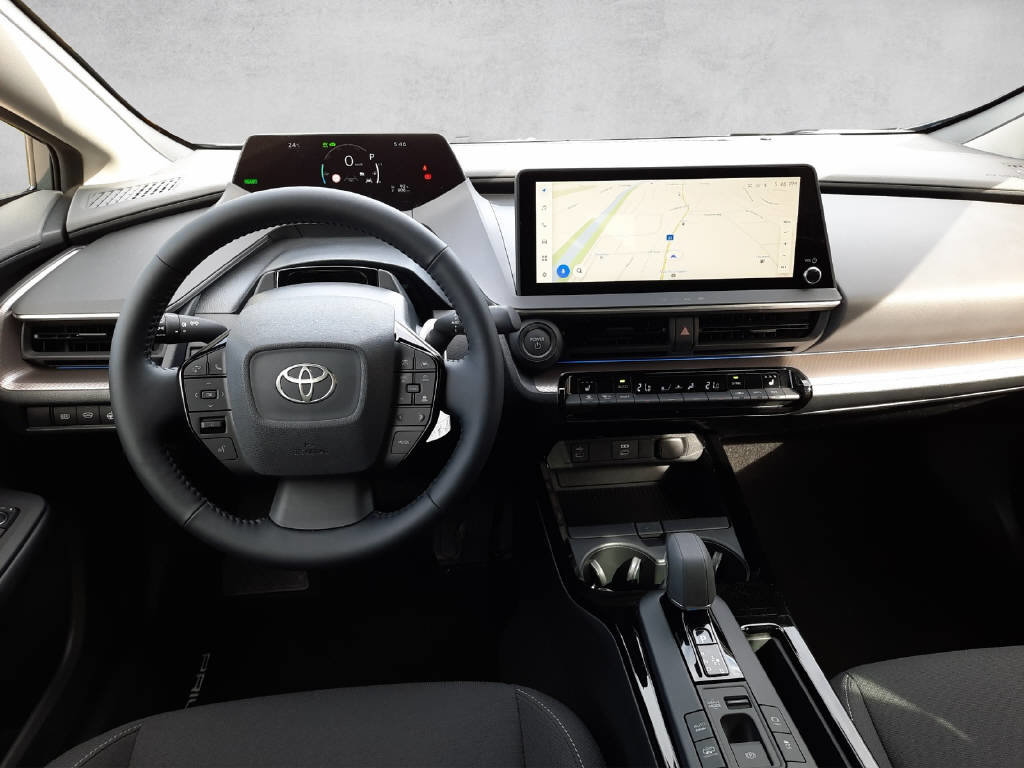 TOYOTA Prius 2.0 Plug-In-Hybrid Style, Plug-in-Hybrid Petrol/Electric, Ex-demonstrator, Automatic - 6