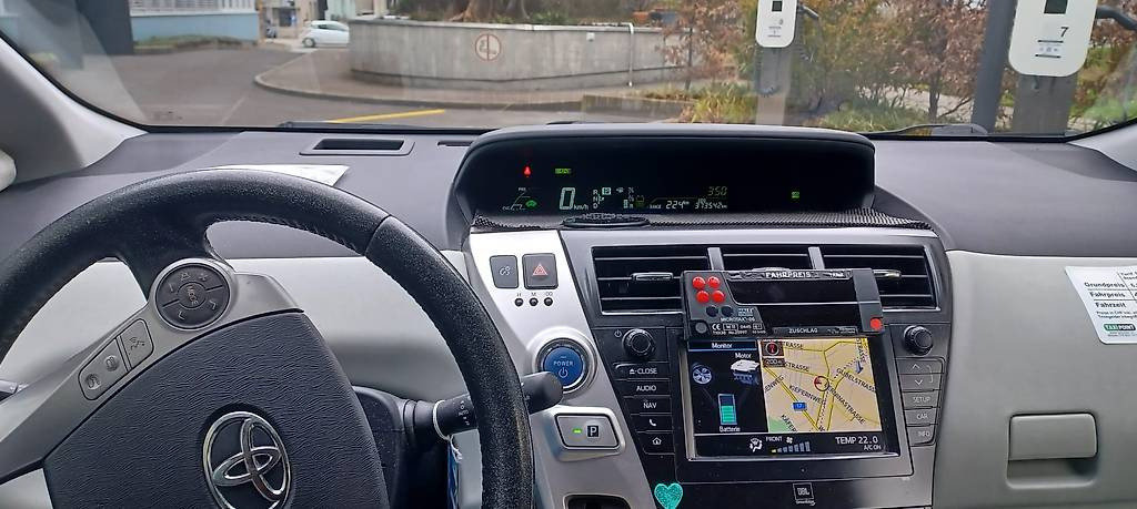 TOYOTA Prius+ Wagon 1.8 VVTi HSD Sol, Hybride Intégral Essence/Électricité, Occasion / Utilisé, Automatique - 4