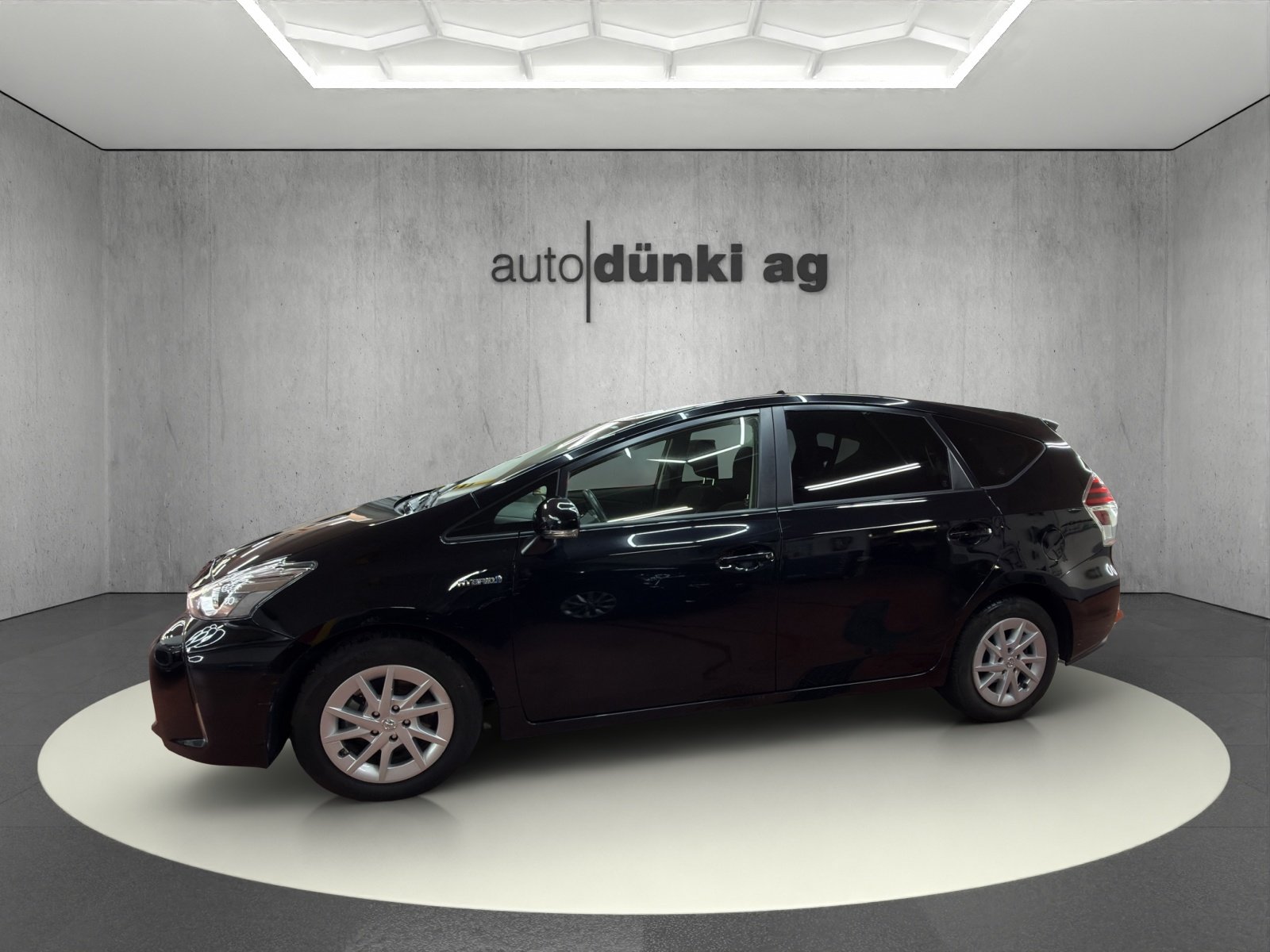 TOYOTA Prius+ 1.8 VVT-i HSD Style, Full-Hybrid Petrol/Electric, Second hand / Used, Automatic - 2
