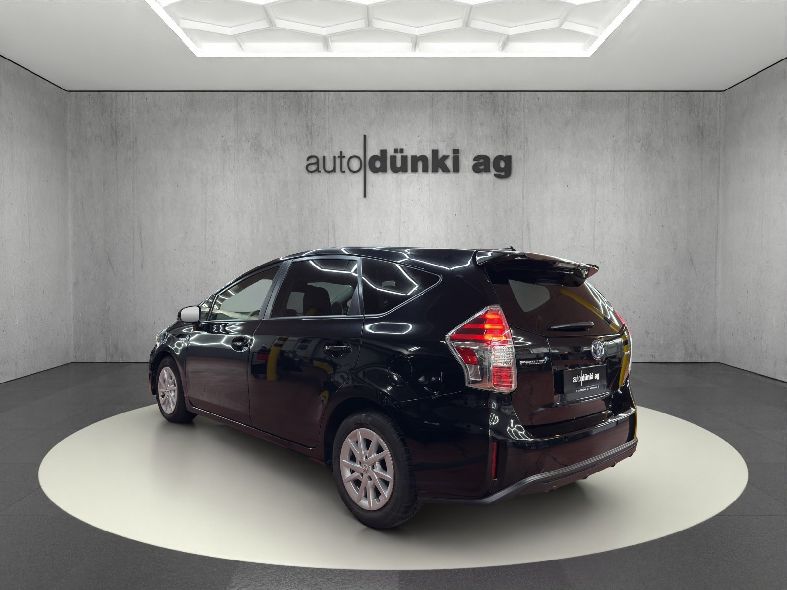 TOYOTA Prius+ 1.8 VVT-i HSD Style, Full-Hybrid Petrol/Electric, Second hand / Used, Automatic - 3