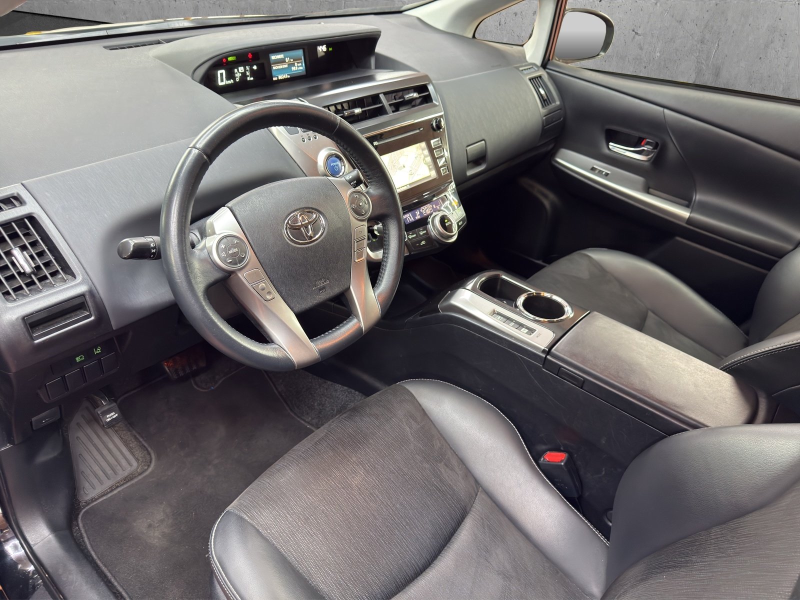 TOYOTA Prius+ 1.8 VVT-i HSD Style, Full-Hybrid Petrol/Electric, Second hand / Used, Automatic - 7