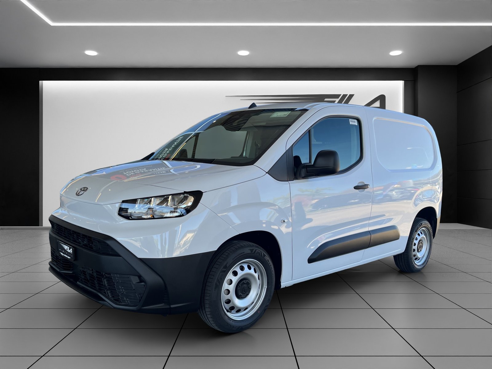 TOYOTA PROACE CITY van L1 1.2 Active, Essence, Voiture nouvelle, Manuelle - 2