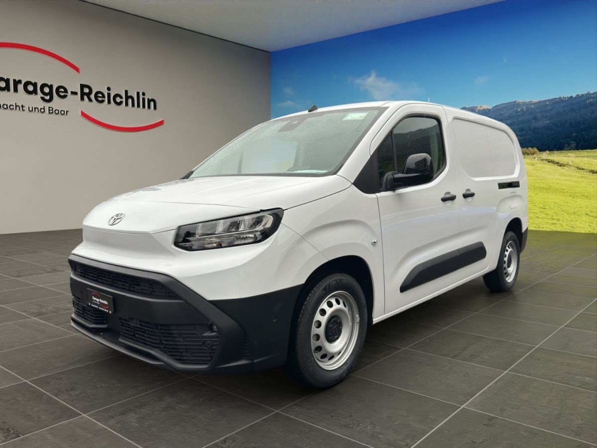 TOYOTA PROACE CITY Van L2 1.2 Advanced