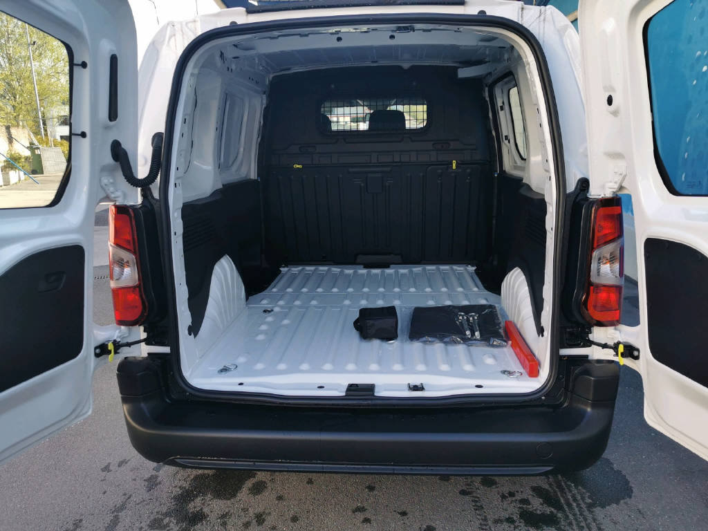 TOYOTA PROACE CITY Van L1 1.2 Active, Benzina, Auto nuove, Manuale - 5