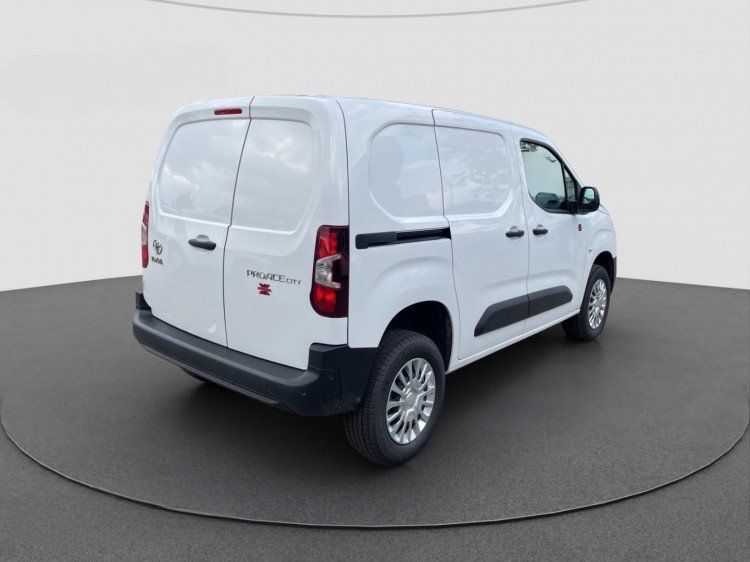 TOYOTA Proace City Van 1.5D Active Medium 4x4, Diesel, Voiture nouvelle, Manuelle - 2