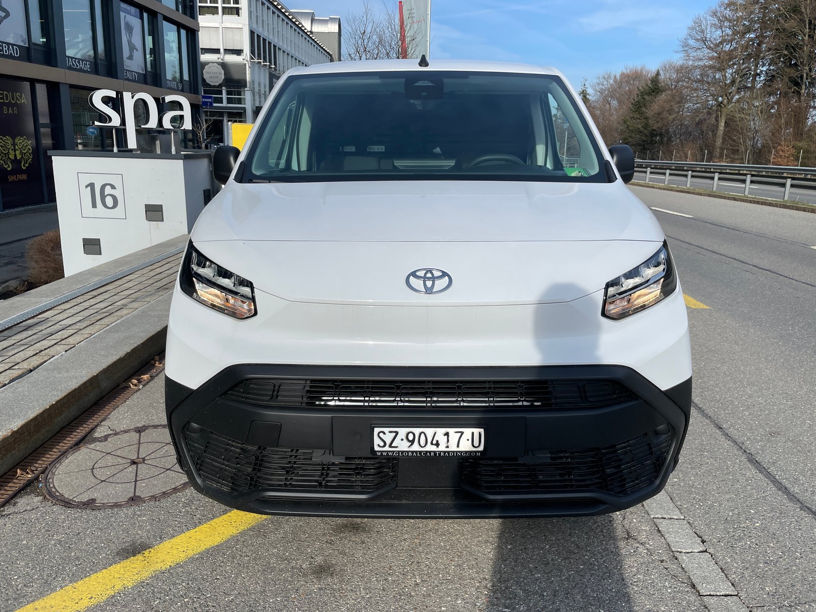 TOYOTA Proace City Van EV 50 kWh Advanced Long mit Holzboden, Électrique, Voiture nouvelle, Automatique - 2