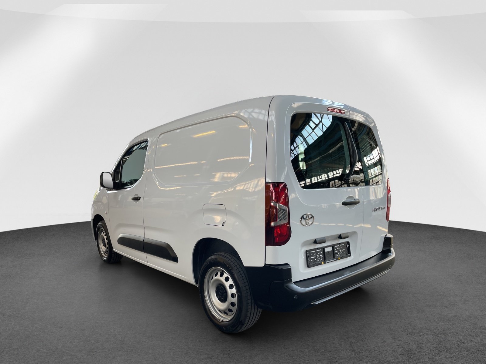 TOYOTA PROACE CITY Van L1 1.5 D Active, Diesel, Occasion / Utilisé, Automatique - 4