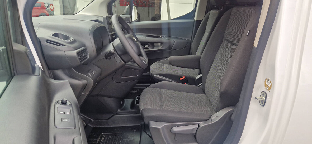TOYOTA PROACE CITY Van L1 1.2 Profi, Benzin, Occasion / Gebraucht, Handschaltung - 6
