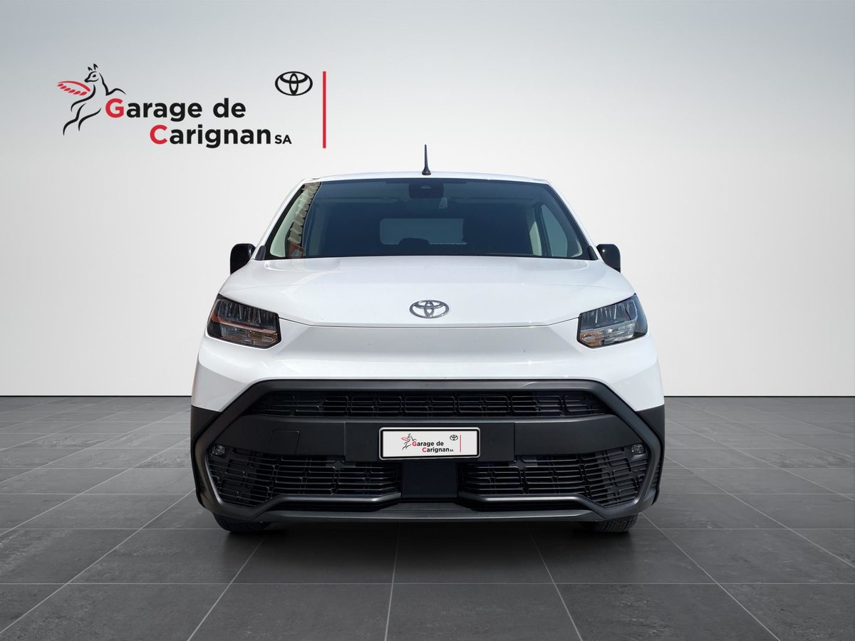 TOYOTA PROACE CITY Van L2 52KWh Active, Electric, New car, Automatic - 2