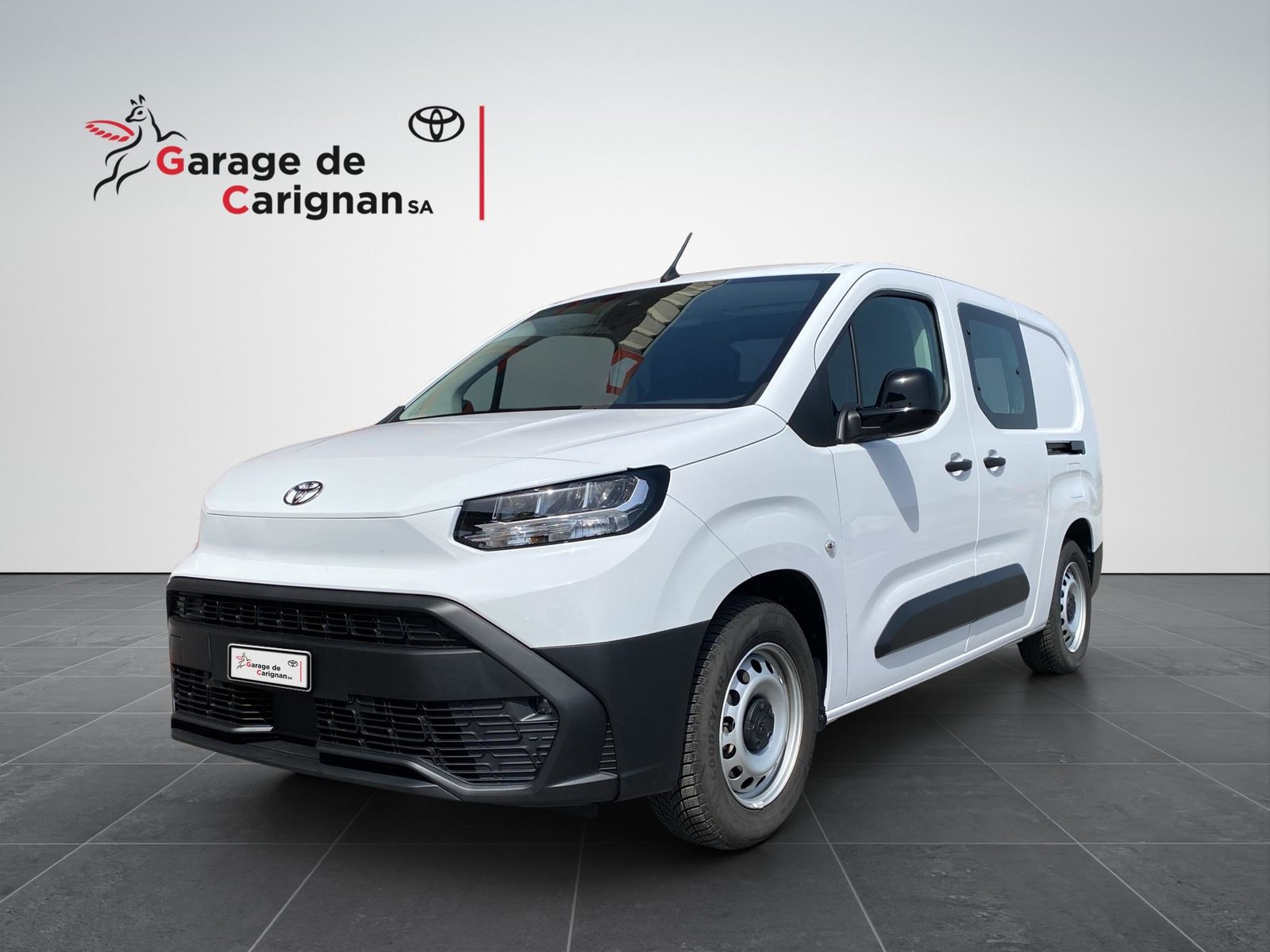 TOYOTA PROACE CITY Van L2 52KWh Active, Electric, New car, Automatic - 3