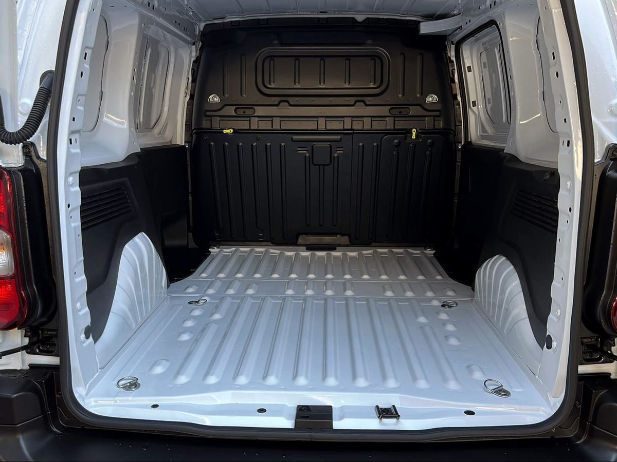 TOYOTA PROACE CITY Van L1 1.2 Active, Benzin, Neuwagen, Handschaltung - 7